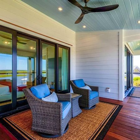 New Waterfront Home With Deep Water Dock Isle of Palms Eksteriør bilde